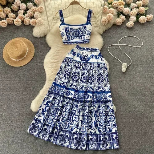 Conjunto Meryen Top Curto  + Saia Longa