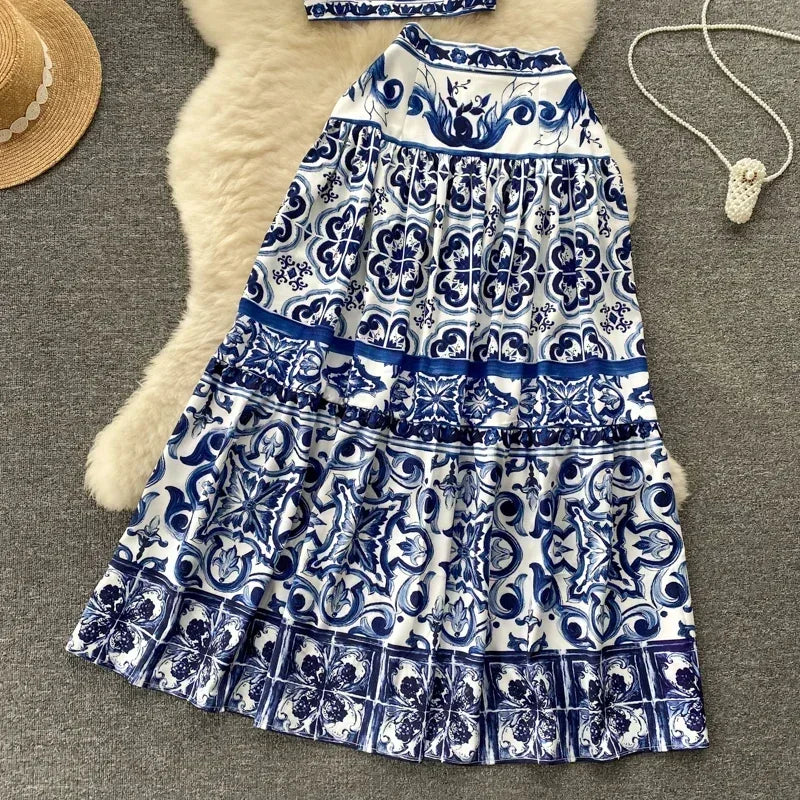 Conjunto Meryen Top Curto  + Saia Longa