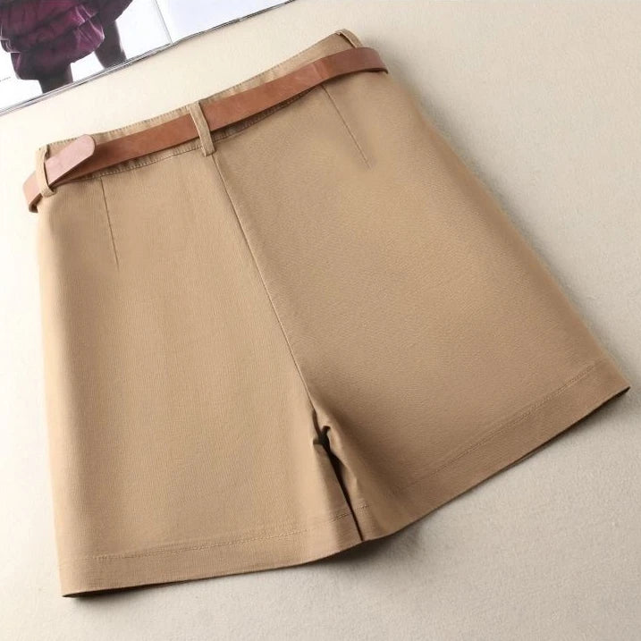 Shorts Emanuely com Cinto de Brinde
